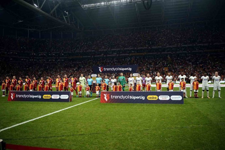 ALANYASPOR İLE GALATASARAY 18. RANDEVUDA