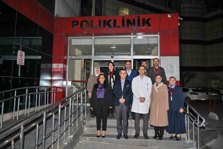 ESENYURT BAŞKAN VEKİLİ AKSOY, SAĞLIK ÇALIŞANLARIYLA İFTARDA BULUŞTU