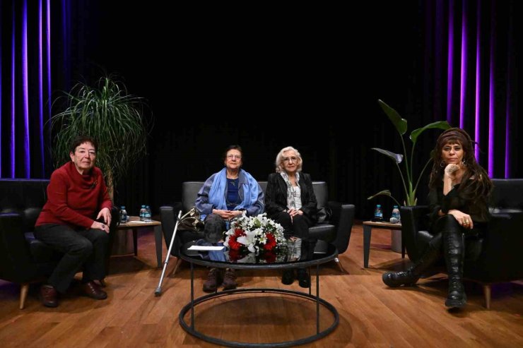 8 MART DÜNYA EMEKÇİ KADINLAR GÜNÜ ŞİŞLİ’DE ÖZEL ETKİNLİKLERLE KUTLANDI