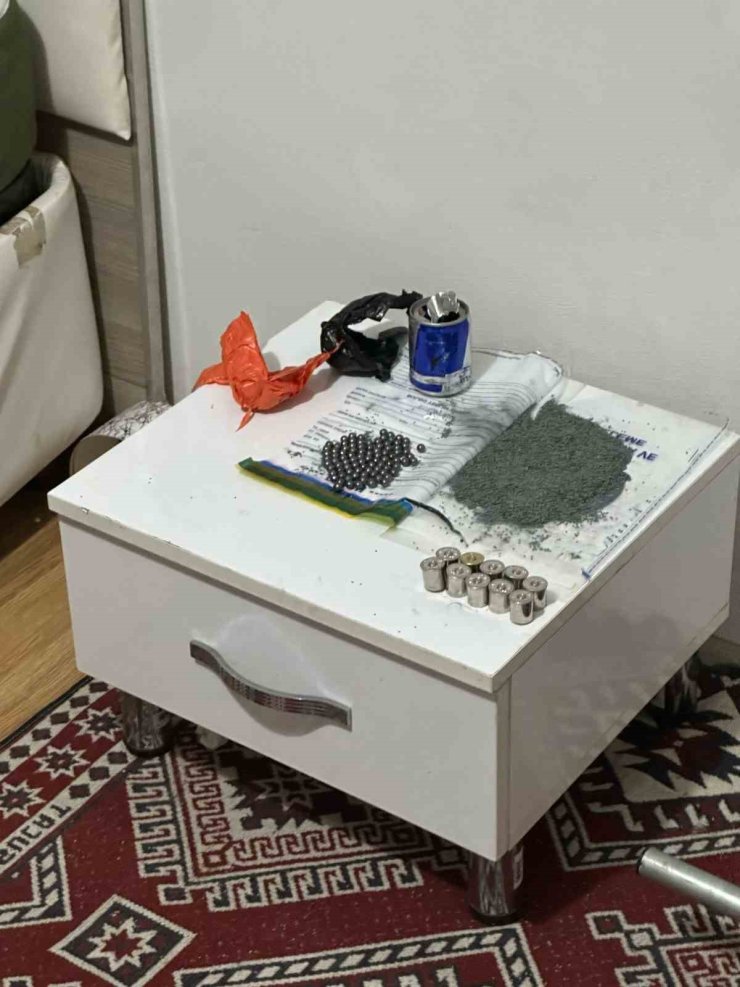 ARNAVUTKÖY’DE İŞ YERLERİNİ KURŞUNLAYAN ŞÜPHELİLERE OPERASYON: 7 GÖZALTI