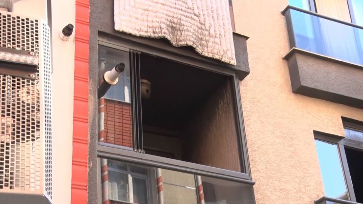 ESENYURT’TA ÇIKAN YANGINDA CAN PAZARI YAŞANDI