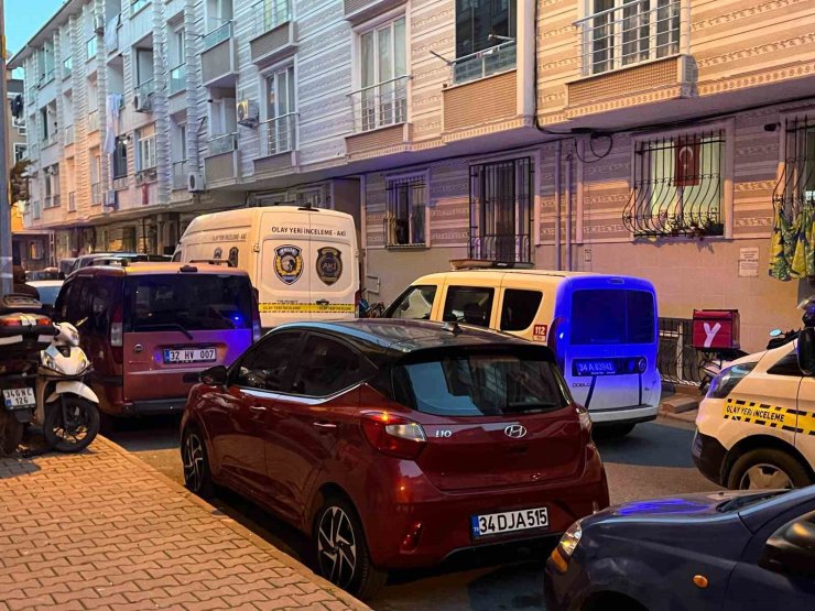 ESENYURT’TA ESKİ EŞİNİ BIÇAKLAYARAK ÖLDÜREN ŞAHIS ARDINDAN İNTİHAR ETTİ