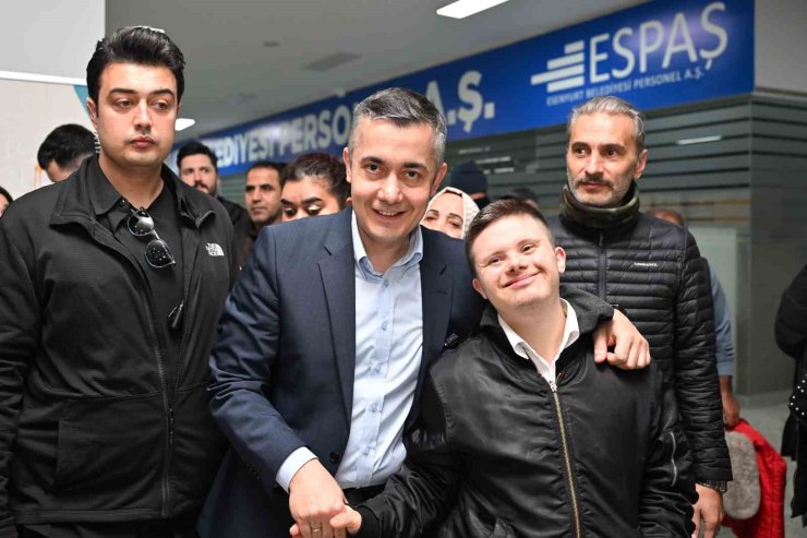 ESENYURT’TA ÖZEL BİREYLER VE AİLELERİ İFTAR SOFRASINDA BULUŞTU