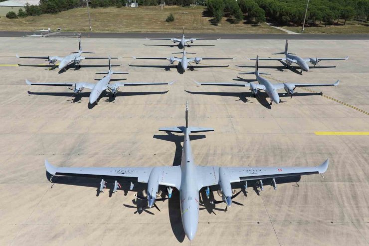 BAYRAKTAR AKINCI 100 BİN UÇUŞ SAATİNİ AŞTI