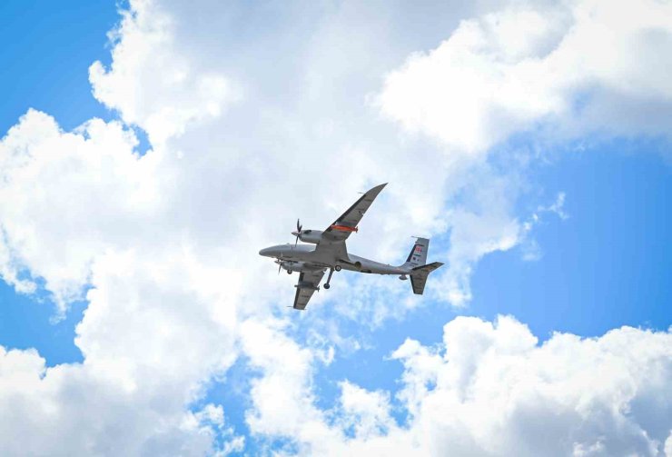 BAYRAKTAR AKINCI 100 BİN UÇUŞ SAATİNİ AŞTI