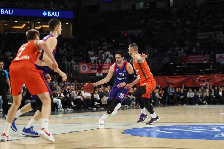 BAHÇEŞEHİR KOLEJİ EUROCUP’TA YARI FİNALE YÜKSELDİ