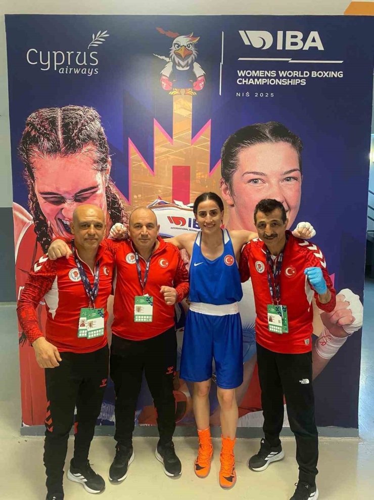 KADINLAR DÜNYA BOKS ŞAMPİYONASI’NDA 5 MİLLİ SPORCU TUR ATLADI