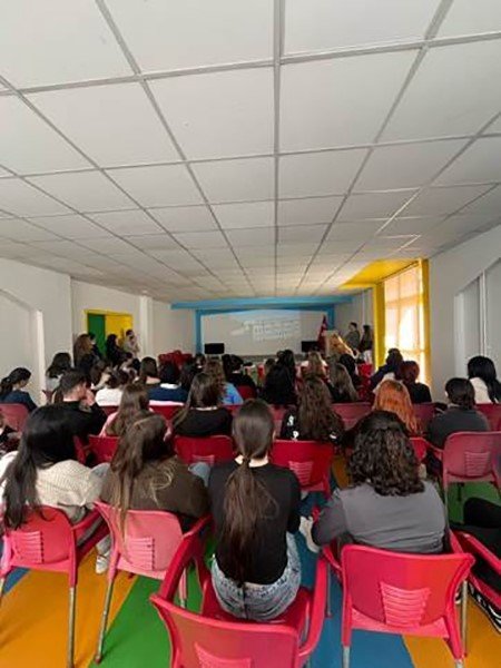 YKS YOLCULUĞUNDA ÖĞRENCİLERE KARİYER DANIŞMANLIĞI DESTEĞİ