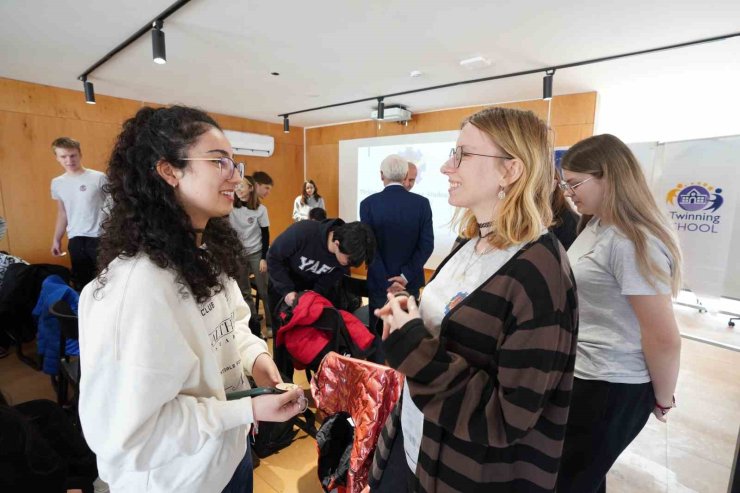 POLONYALI ÖĞRENCİLER TÜRK KÜLTÜRÜNÜ BEYLİKDÜZÜ’NDE KEŞFETTİ