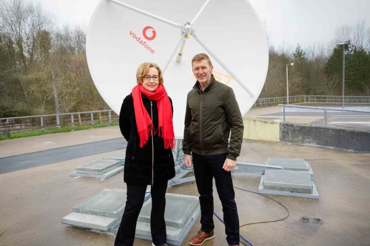 VODAFONE UYDU ÜZERİNDEN MOBİL İLETİŞİM ÇALIŞMALARINA HIZ VERDİ