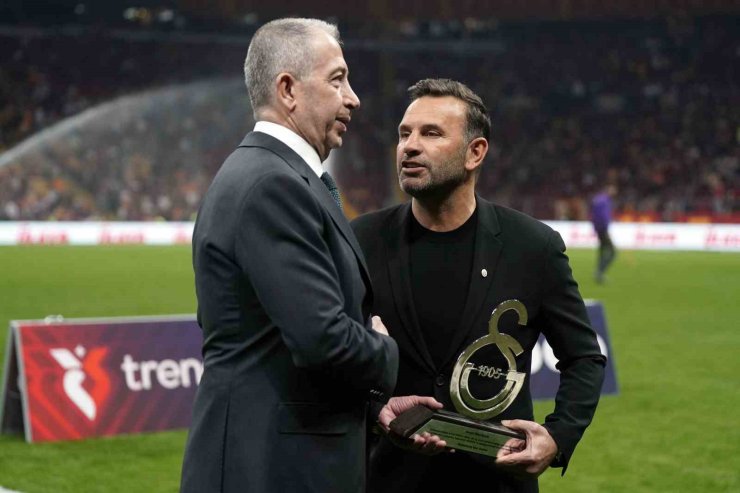 TRENDYOL SÜPER LİG: GALATASARAY: 0 - ANTALYASPOR: 0 (MAÇ DEVAM EDİYOR)