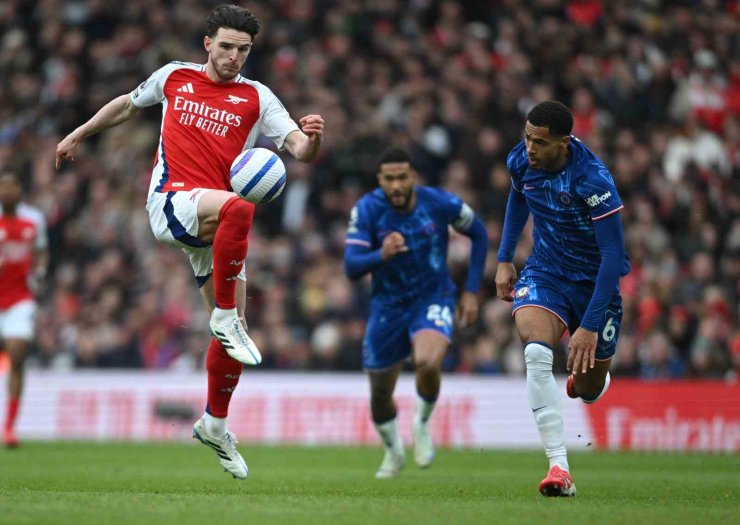 ARSENAL - CHELSEA DERBİSİNİ MESUT ÖZİL İLE AKİF ÇAĞATAY KILIÇ BİRLİKTE İZLEDİ