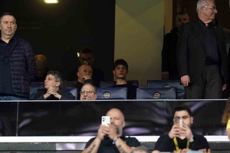 TRENDYOL SÜPER LİG: FENERBAHÇE: 0 - SAMSUNSPOR: 0 (MAÇ DEVAM EDİYOR)