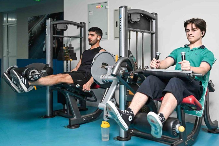 ESENYURT BELEDİYESİNDEN RAMAZAN AYINA ÖZEL NÖBETÇİ SPOR SALONU HİZMETİ