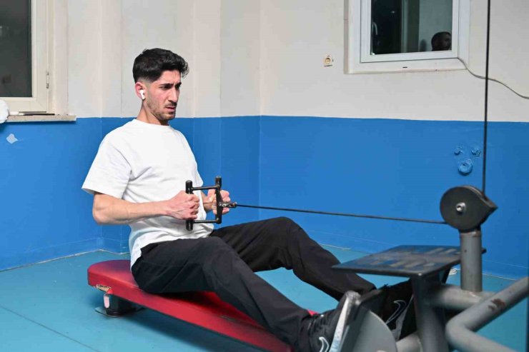 ESENYURT BELEDİYESİNDEN RAMAZAN AYINA ÖZEL NÖBETÇİ SPOR SALONU HİZMETİ