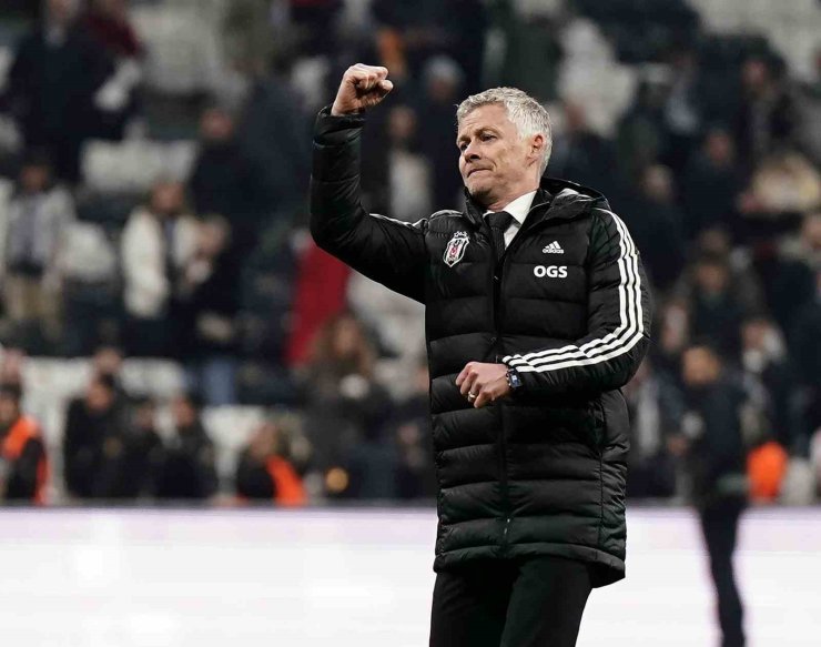 OLE GUNNAR SOLSKJAER, LİGDE GALATASARAY’A KARŞI İLK PEŞİNDE!