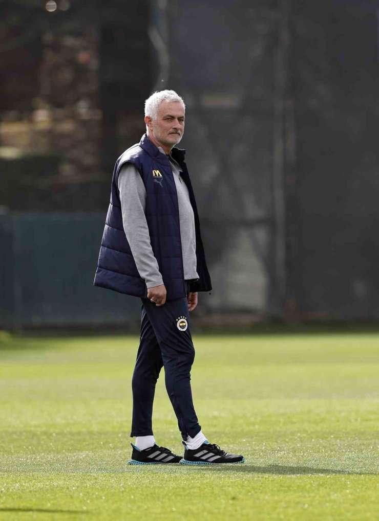 FENERBAHÇE, BODRUM FK MAÇI HAZIRLIKLARINI TAMAMLADI