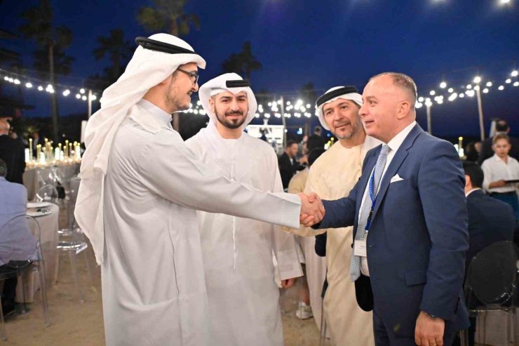 DUBAİ’DE TÜRKİYE’YE YATIRIM, İFTARDA KONUŞULDU