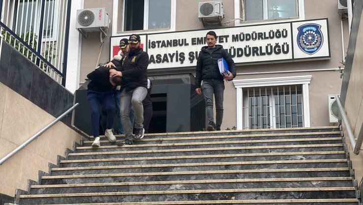 İNTERNET ÜZERİNDEN CEP TELEFONU SATANLARI SAHTE DEKONTLA DOLANDIRDILAR: 3 GÖZALTI