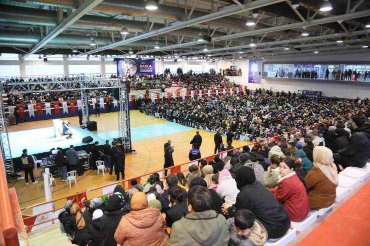 KAĞITHANE’DE 2 BİN GENÇ TABLET SAHİBİ OLDU