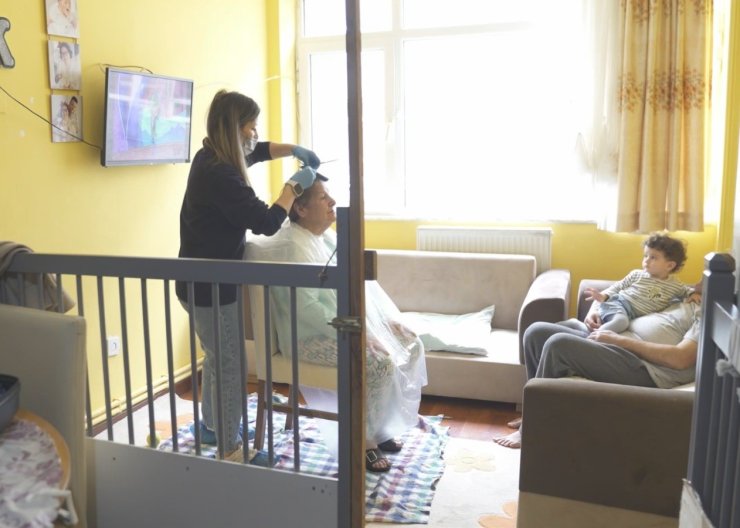 BEŞİKTAŞ’TA RAMAZAN BAYRAMI ÖNCESİ TEMİZLİK HİZMETİ VE SOSYAL DESTEK