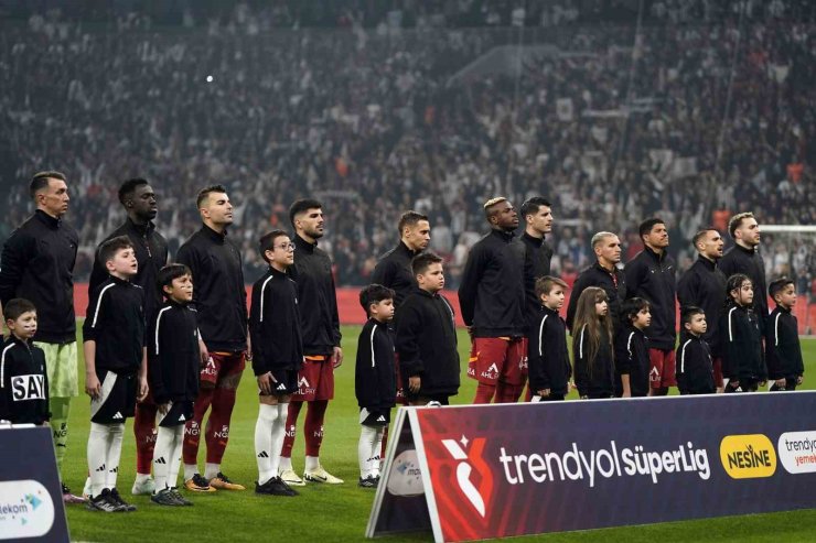 GALATASARAY’DA DEĞİŞİKLİK YOK