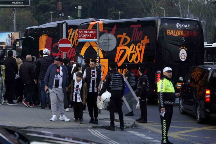 GALATASARAY, TÜPRAŞ STADYUMU’NA ULAŞTI