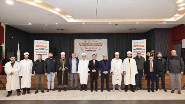 SULTANGAZİ BELEDİYESİ İFTAR SOFRALARINI BALKAN ÜLKELERİNE TAŞIDI