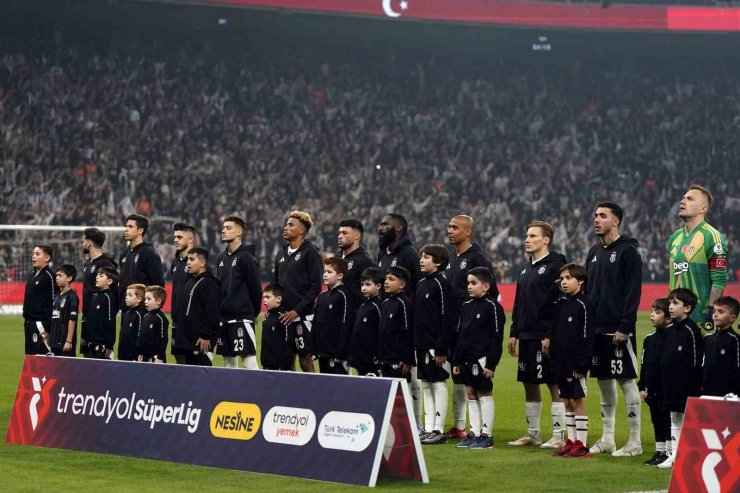 TRENDYOL SÜPER LİG: BEŞİKTAŞ: 0 - GALATASARAY: 0 (MAÇ DEVAM EDİYOR)