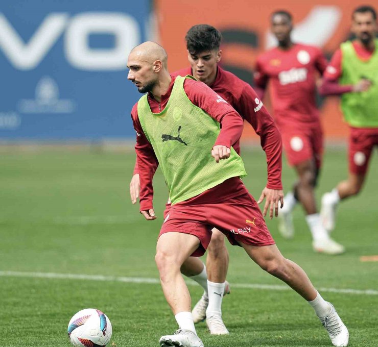 GALATASARAY, FENERBAHÇE DERBİSİ HAZIRLIKLARINA BAŞLADI