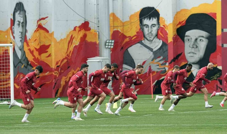 GALATASARAY, FENERBAHÇE DERBİSİ HAZIRLIKLARINA BAŞLADI