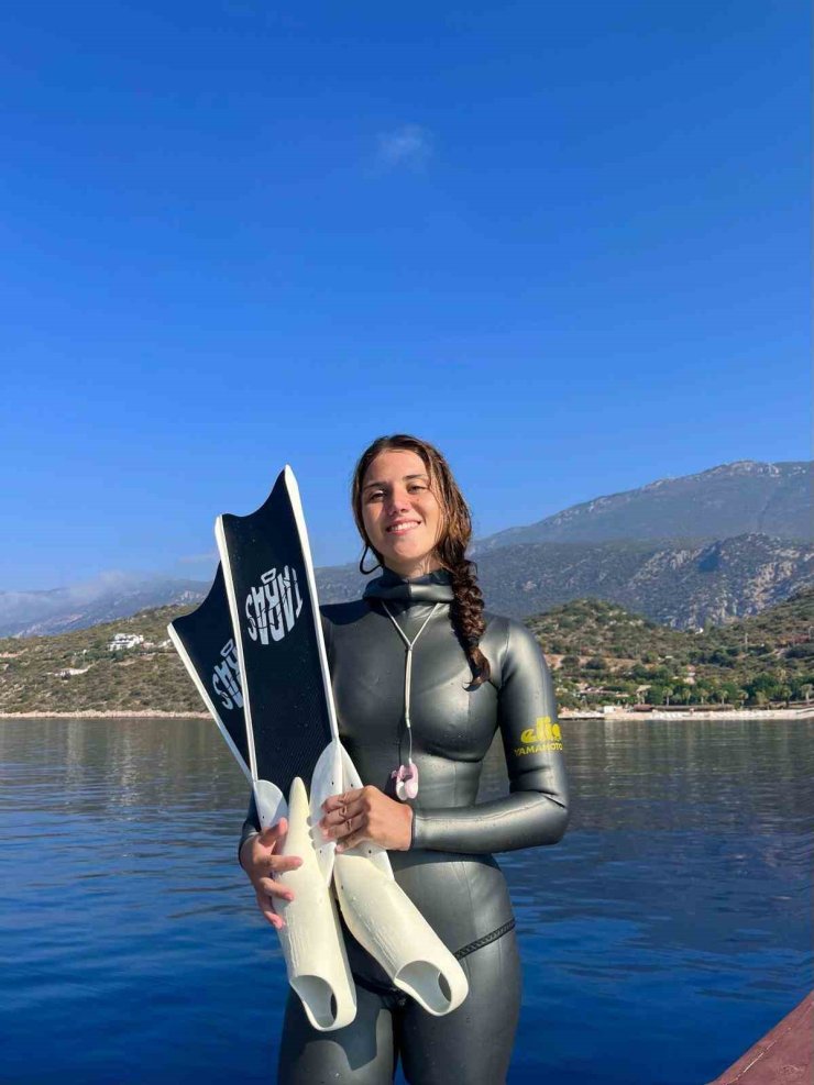 SERBEST DALIŞIN ALTIN KIZI YASEMİN ULUCAN, FİLİPİNLER’DE TÜRKİYE’Yİ TEMSİL EDECEK