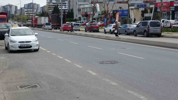 PENDİK’TE HUSUMETLİLERİNİN DÜKKANINA ATEŞ AÇAN ŞAHISLAR MÜŞTERİLERİ VURDU: 1 ÖLÜ, 2 YARALI