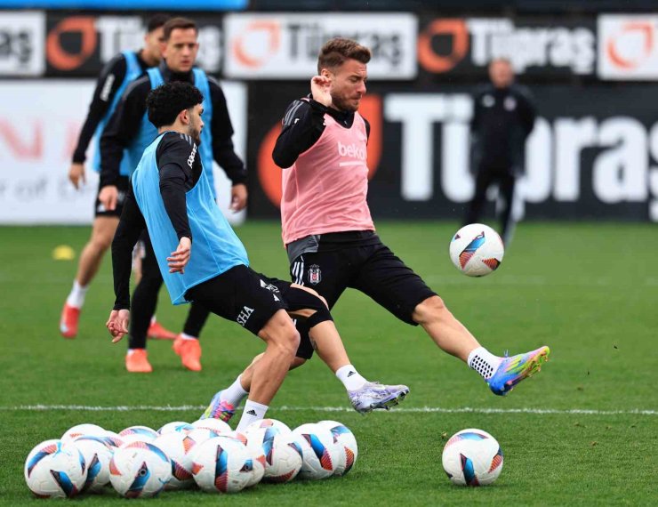 BEŞİKTAŞ, GÖZTEPE MAÇI HAZIRLIKLARINI SÜRDÜRDÜ