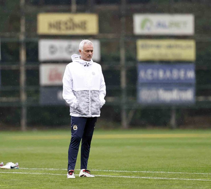 FENERBAHÇE, GALATASARAY DERBİSİNİN HAZIRLIKLARINI TAMAMLADI