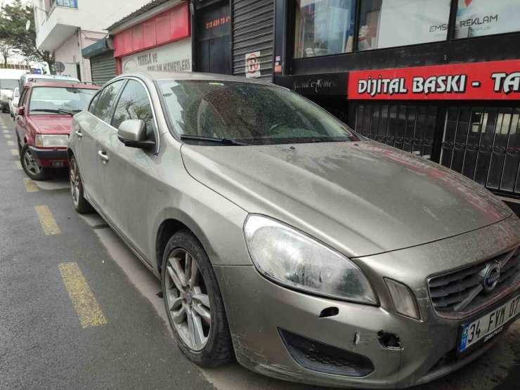 BAHÇELİEVLER’DE ÇAMUR YAĞDI