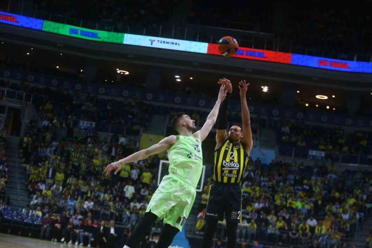 THY EUROLEAGUE: FENERBAHÇE: 75 - BARCELONA: 83