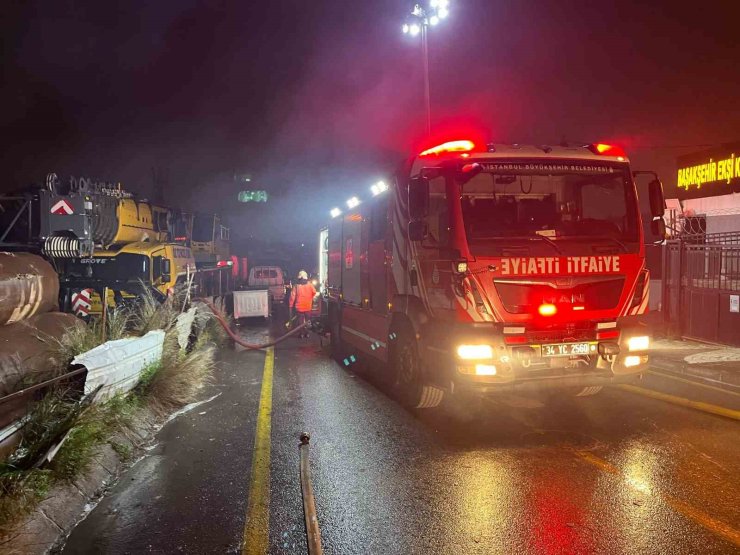 BAŞAKŞEHİR’DE TAMİR ATÖLYESİNDE ÇIKAN YANGIN SÖNDÜRÜLDÜ