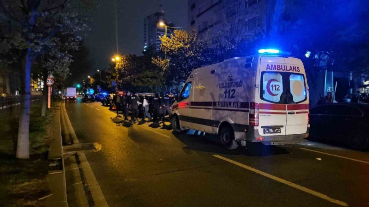 ŞİŞLİ’DE EĞLENCE MEKANINDA SİLAHLAR KONUŞTU: 2 YARALI