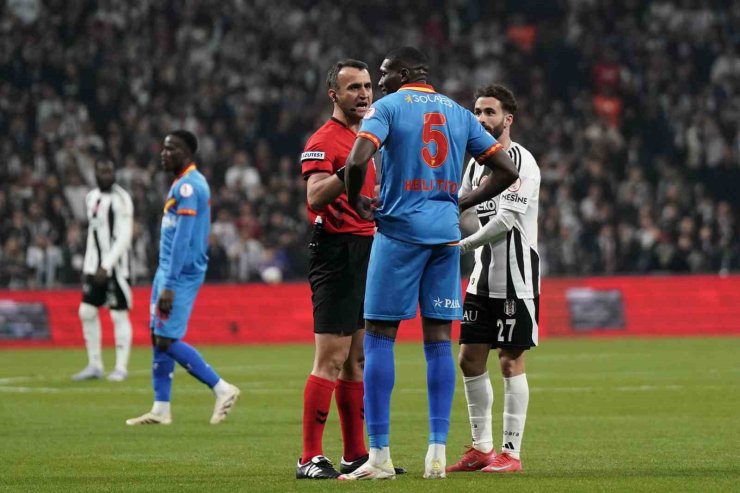 ZİRAAT TÜRKİYE KUPASI: BEŞİKTAŞ: 1 - GÖZTEPE: 1 (İLK YARI)