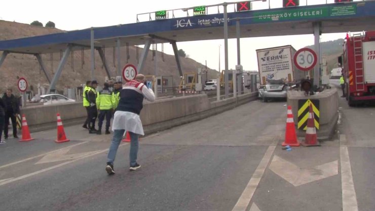 KUZEY MARMARA OTOYOLU’NDAKİ KAZADA HAYATINI KAYBEDENLERİN CENAZELERİ MORGA KALDIRILDI