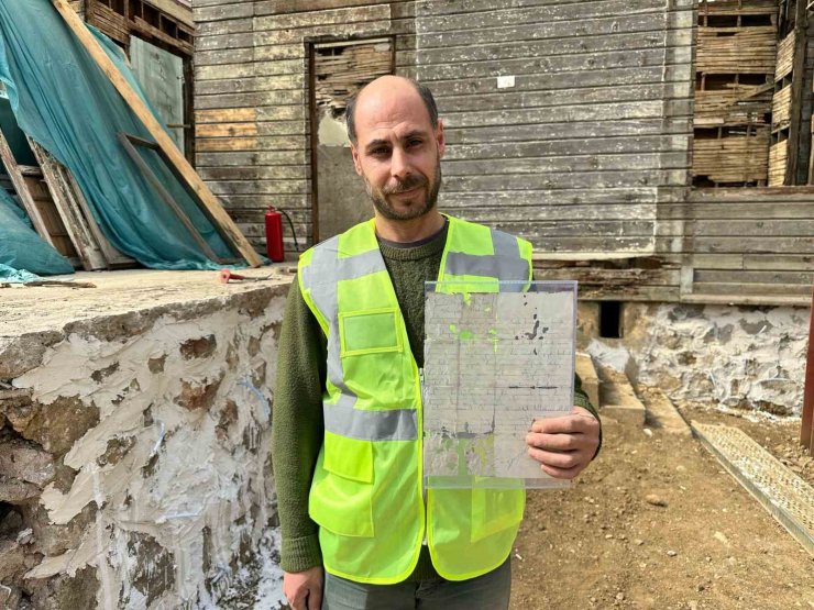 PENDİK’TE MÜZE RESTORASYONU SIRASINDA DUVARDAN AŞK MEKTUBU ÇIKTI