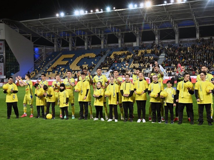 MEHMET TOPAL’IN TAKIMI PETROLUL’DEN ’ÖZEL’ GALİBİYET