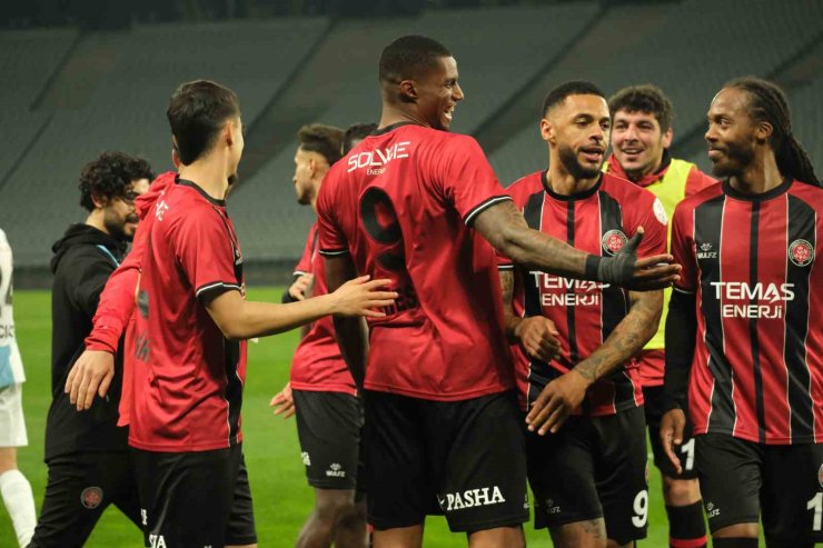 TRENDYOL 1. LİG: FATİH KARAGÜMRÜK: 1 - ERZURUMSPOR FK: 0