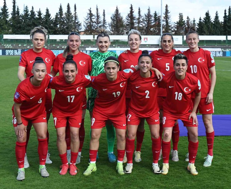 KADIN A MİLLİ FUTBOL TAKIMI, SLOVENYA’YA MAĞLUP OLDU