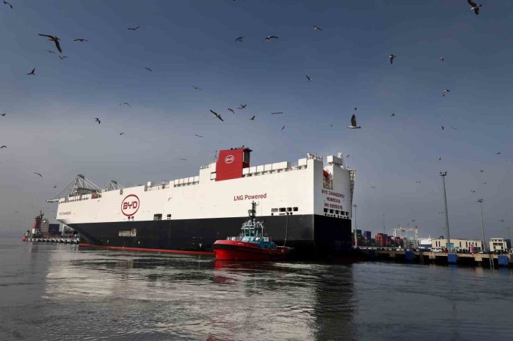 BYD’NİN DEV ARAÇ GEMİSİ ’BYD CHANGZHOU’ TÜRKİYE’YE ULAŞTI