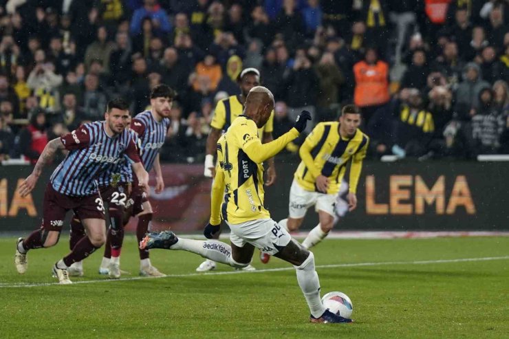 TRENDYOL SÜPER LİG: FENERBAHÇE: 4 - TRABZONSPOR: 1 (MAÇ SONUCU)