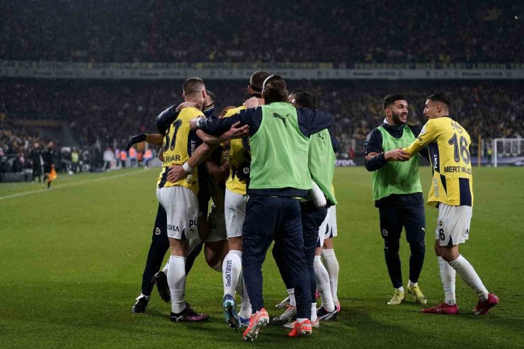 TRENDYOL SÜPER LİG: FENERBAHÇE: 4 - TRABZONSPOR: 1 (MAÇ SONUCU)