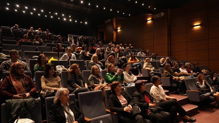 MALTEPELİ KADINLARDAN BEYAZ PERDEYE İLK ADIM