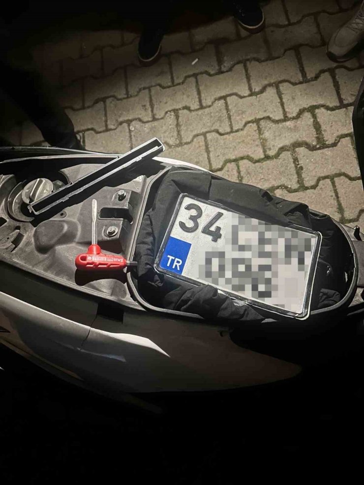 MALTEPE VE ATAŞEHİR’DE MOTOSİKLET HIRSIZLIĞI: 4 ŞÜPHELİ SUÇÜSTÜ YAKALANDI